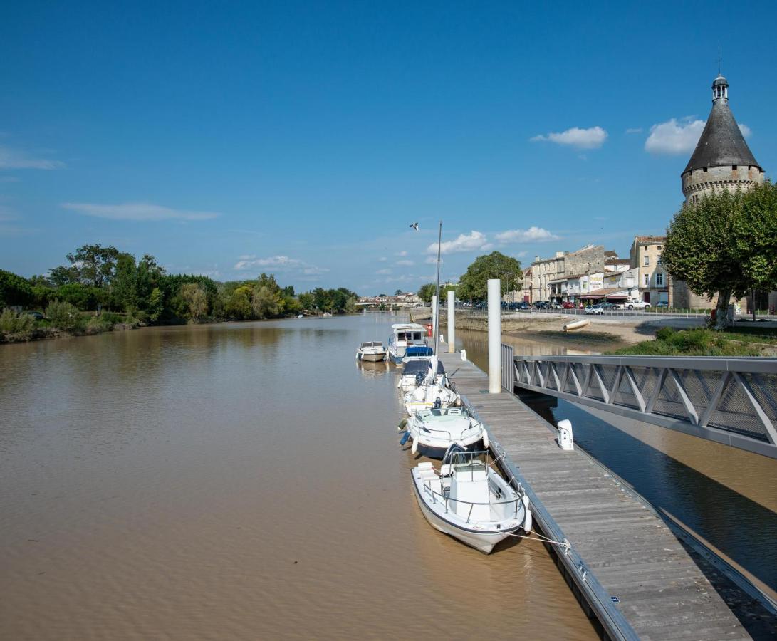 Logis Hotel De La Tour Libourne Ngoại thất bức ảnh